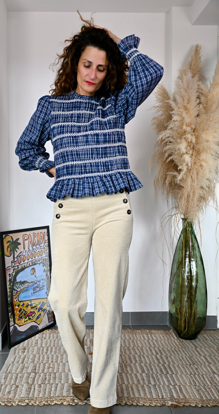 Blouse en coton smockée à manches longues à carreaux bleus