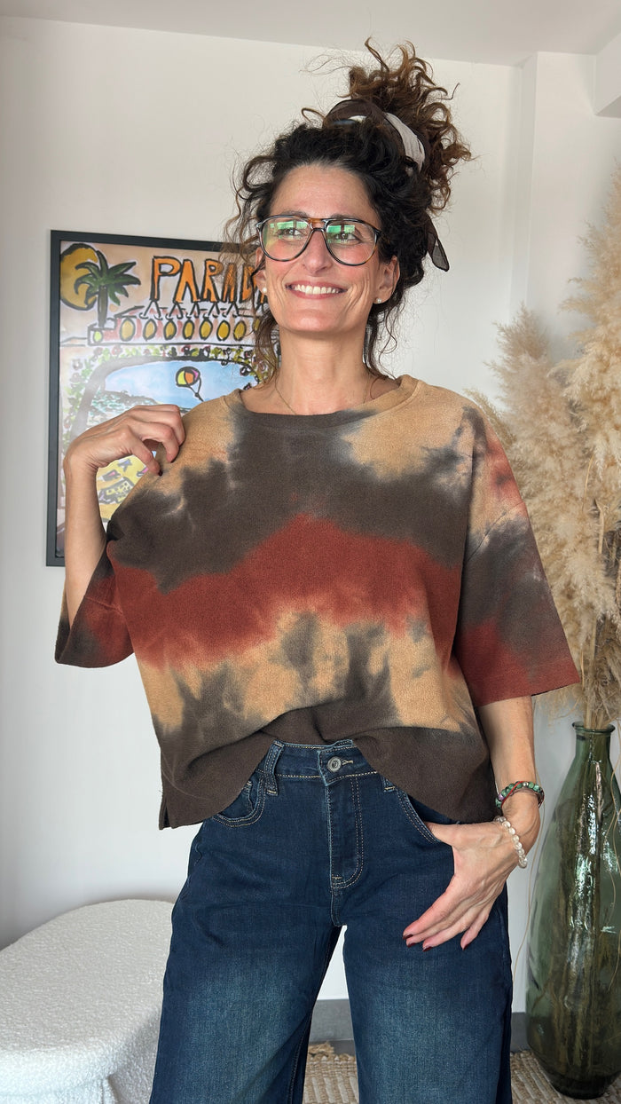 T-shirt tie and dye