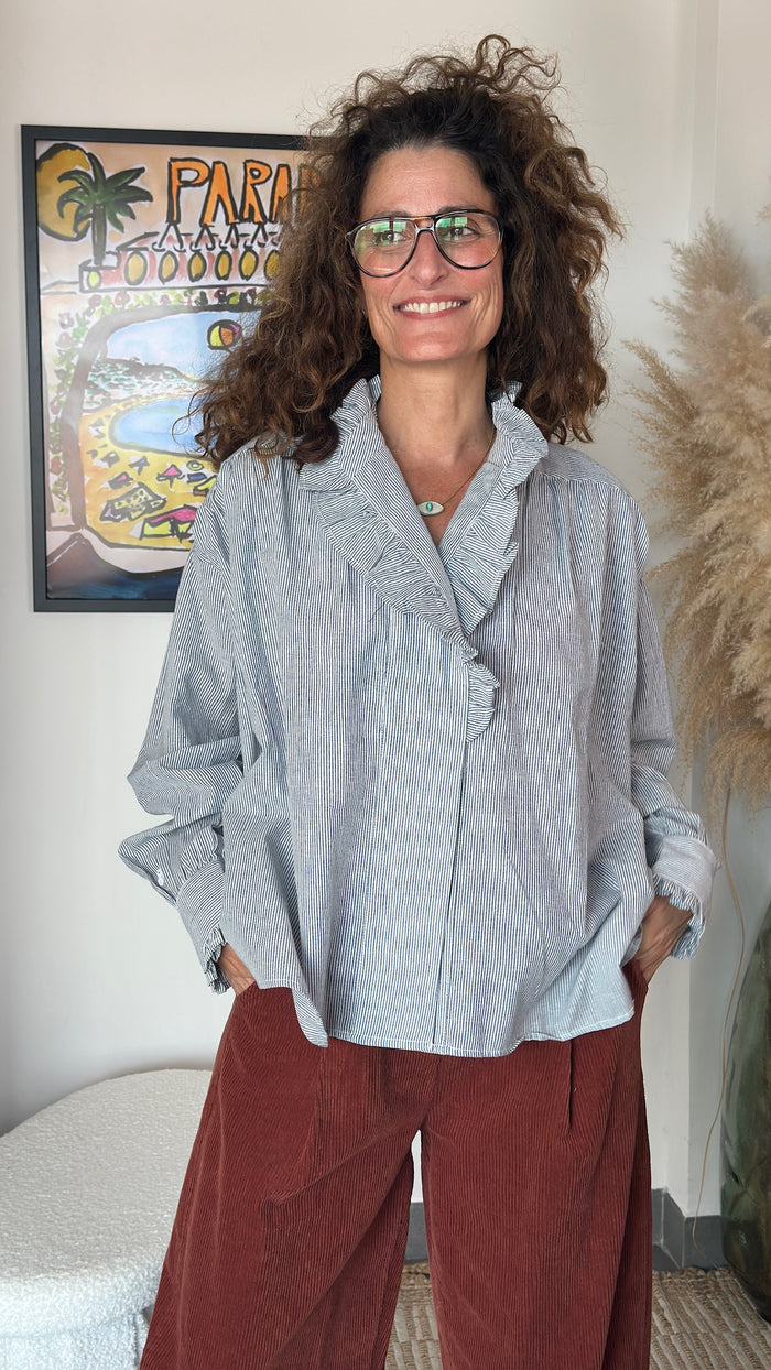 Chemise à volant