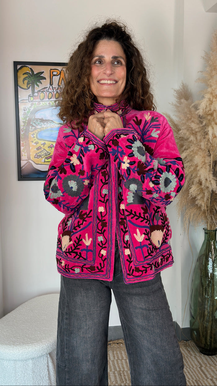 Veste brodée